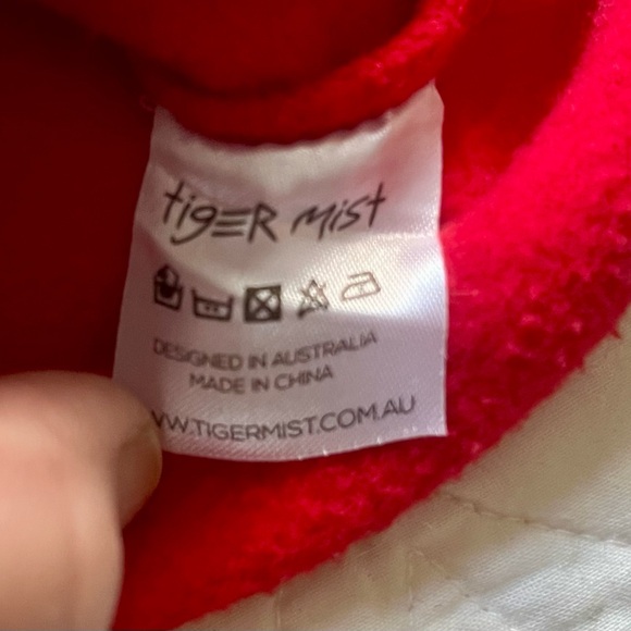 I.AM.GIA Cropped Hoodie. Red & White. Medium - Picture 6 of 10